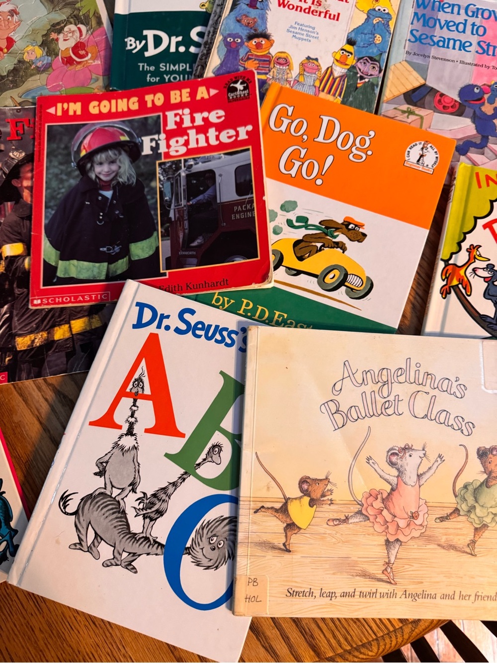 Vintage Lot  kids books and few vintage puzzles Dr. Seuss golden books etc - Picture 2 of 8